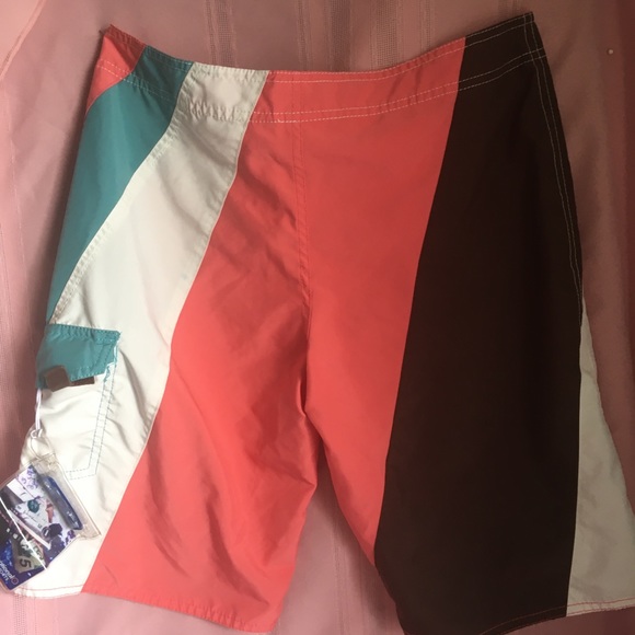 HURLEY BOARD SHORTS SIZE 3 *28” Waist* - Picture 6 of 8